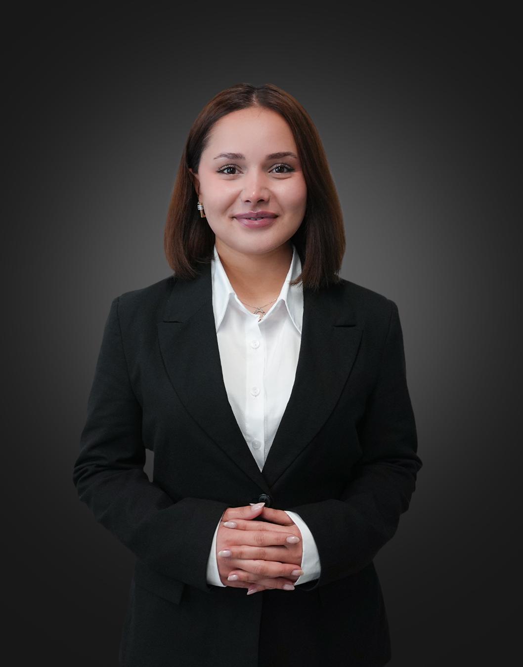 Esra KARLIK - 